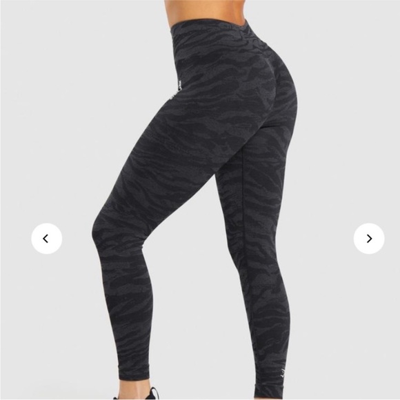 Gymshark Adapt Seamless Black Tiger Leggings Small - Picture 2 of 7